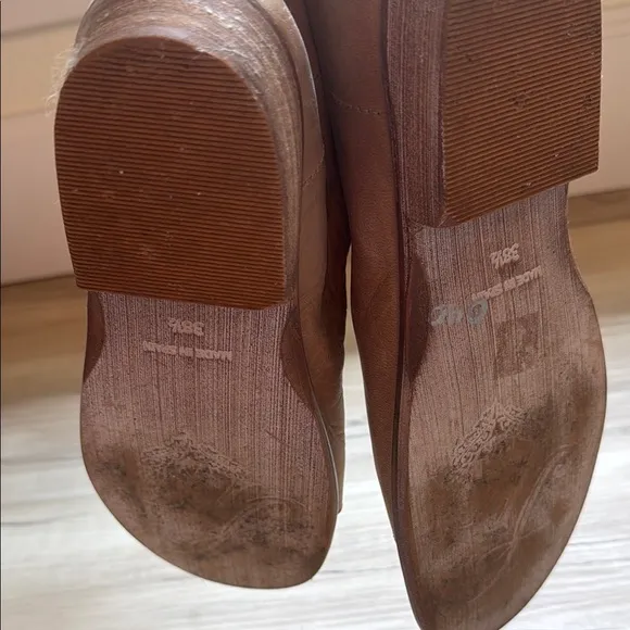 FREE PEOPLE Leather Mont Blanc Tan/Beige Wrap SANDALS/SHOE...Sz 38 1/2