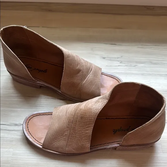 FREE PEOPLE Leather Mont Blanc Tan/Beige Wrap SANDALS/SHOE...Sz 38 1/2