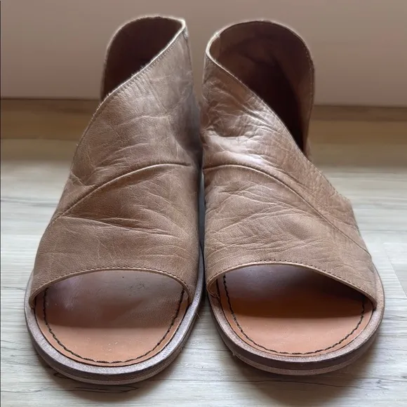 FREE PEOPLE Leather Mont Blanc Tan/Beige Wrap SANDALS/SHOE...Sz 38 1/2