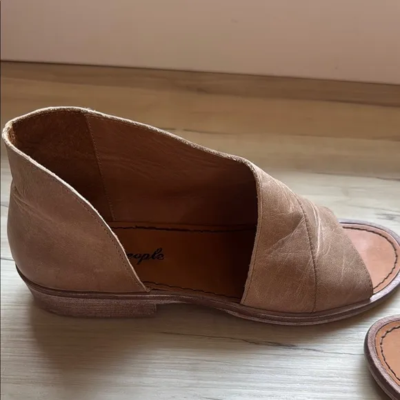 FREE PEOPLE Leather Mont Blanc Tan/Beige Wrap SANDALS/SHOE...Sz 38 1/2