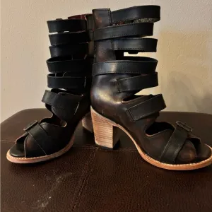 Freebird “Bond” booties