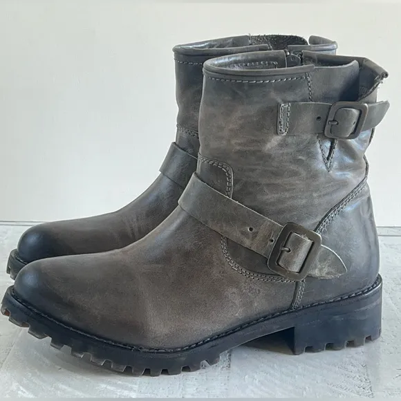 Freebirds by Steven Distressed Leather Biker Moto Booties Buckle Women's 8 Gray