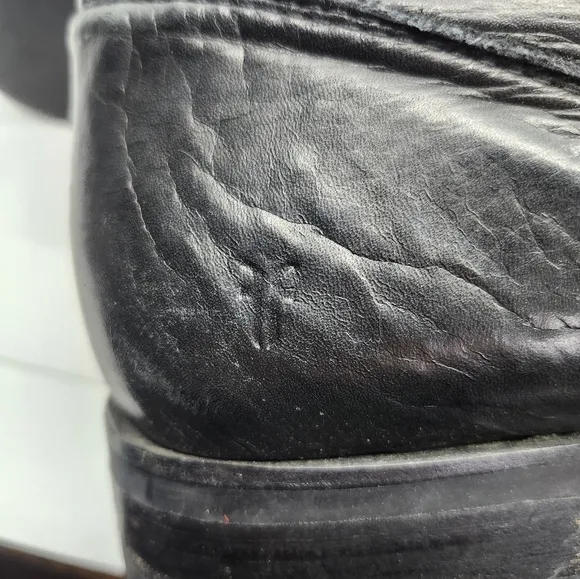 Frye Black Leather 1/2 Calf Boot Rubber Lug Soles Soft Buttery Tops Pull On Sz9B
