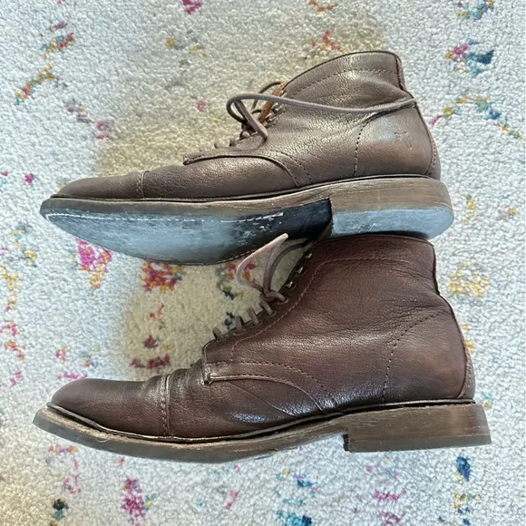 Frye Boots - Brown size 9