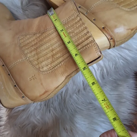 Frye Natural Leather Clog Boots 8