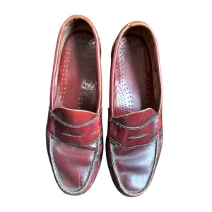 GH Bass Weejuns size 8, Classic Brown Leather Loafers