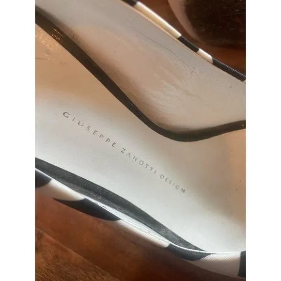 GIUSEPPE ZANOTTI Fulminato Printed Peep Toe Pumps 37 7 White Black