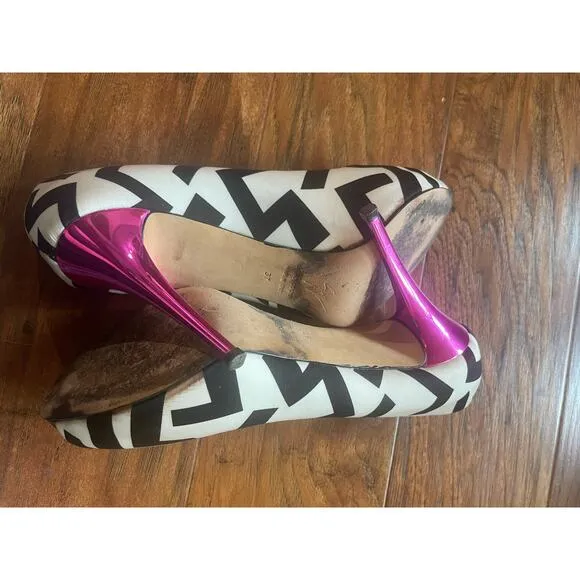 GIUSEPPE ZANOTTI Fulminato Printed Peep Toe Pumps 37 7 White Black