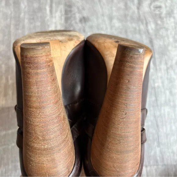 GIVENCHY EU 37 US 6.5 Brown Leather Open Toe Ankle Pump Booties Shoes