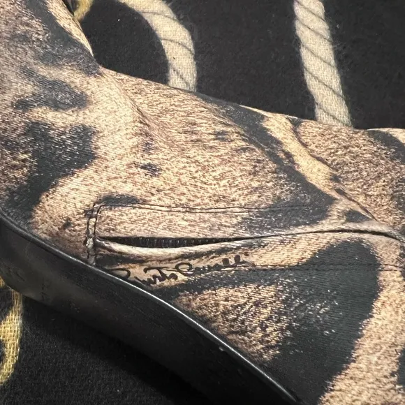 Gorgeous Roberto Cavalli  animal print boots size 7
