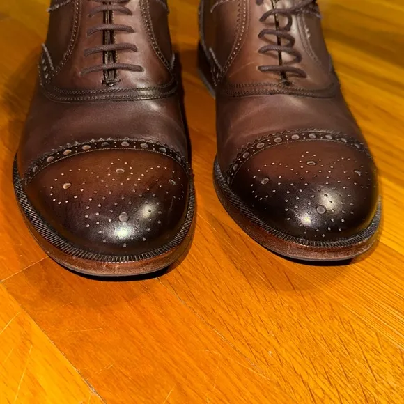Gucci - Cap Toe Dress Shoes - Men’s Size 7 (US) - Brown