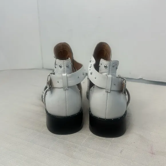 HALOGEN Hailey White Leather Studded Ankle Boots Size 9