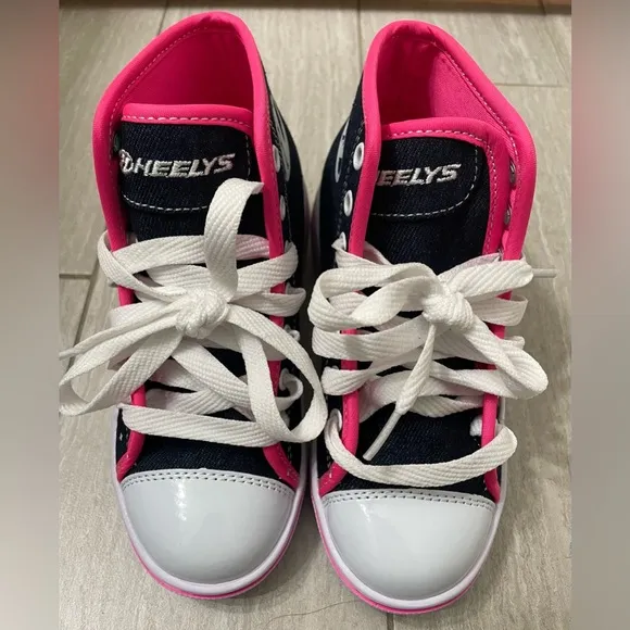 Heelys Youth NWOT Veloz Denim Rainbow Wheeled Shoes