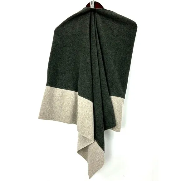 Henriette Steffensen Copenhagen Women Fleece Cape Poncho Green Gray One Size R