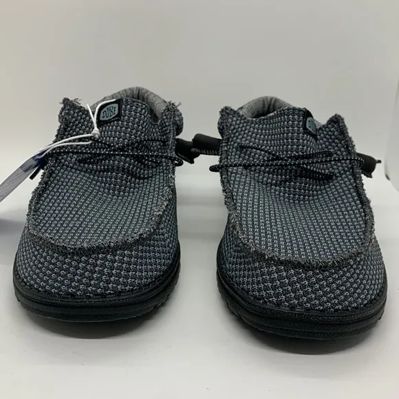 Hey Dude NWT Wally Sport Mesh Charcoal Gray 8 Slip-On Shoes Casual Minimalist