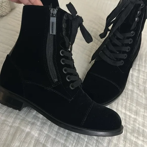 Hiraeth Hanne Boots Velvet Combat Boot Sz 7.5