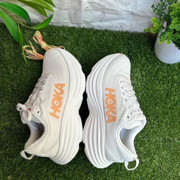 HOKA Bondi 8 sneakers women size 8 White / Cantaloupe New Season Women$171