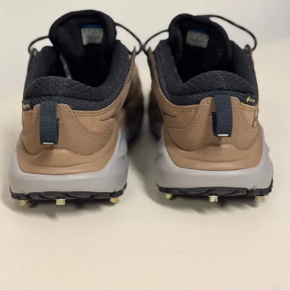 HOKA Kaha Low GTX Sneakers wm Sz 7 like new with ice gripping cleats,removable