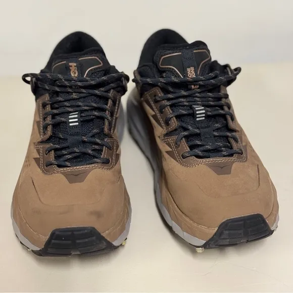 HOKA Kaha Low GTX Sneakers wm Sz 7 like new with ice gripping cleats,removable