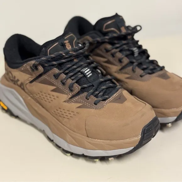 HOKA Kaha Low GTX Sneakers wm Sz 7 like new with ice gripping cleats,removable