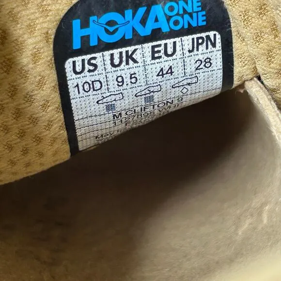 Hoka Mens Shoes Sneakers NIB Size 10D Clifton 9 Wheat Running Comfort Athletic
