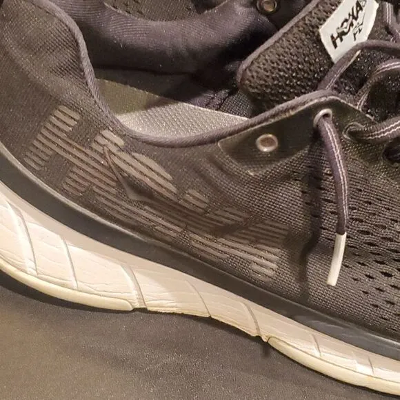 HOKA ONE Cavu Black Running Shoes Mesh Upper - Size 10 1/2