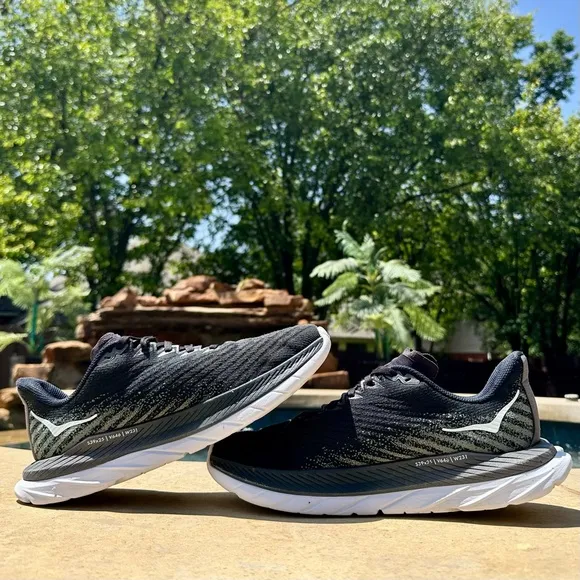 Hoka One One Mach 5 Black Castlerock - Size 8D Men’s (1127893 BCSTL)