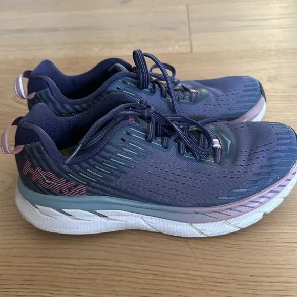 Hoka One One Women's Clifton 5 Athletic Shoes - Marlin/Blue Ribbon size 8