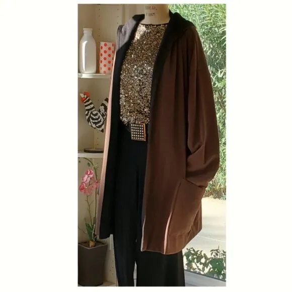 Hooded swing coat
