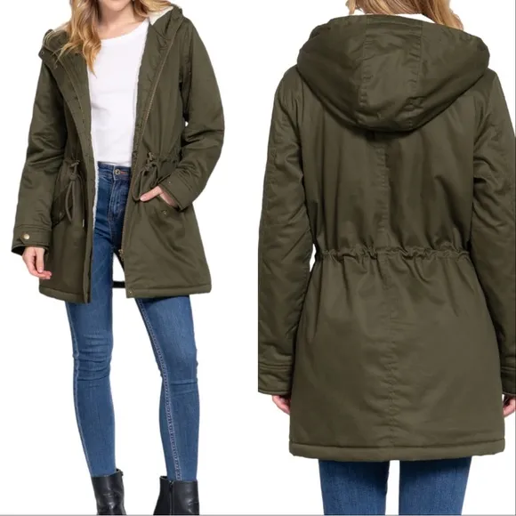 HOODED UTILITY JACKET  - OLIVE