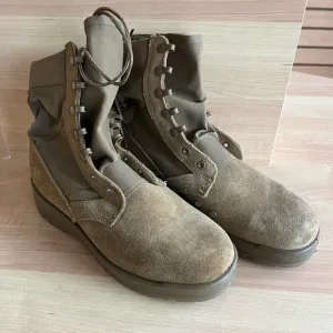 Hot weather Army Combat Boots Coyote Vibram SPM1C1-13-D-1017 789 Size 6 W Mens