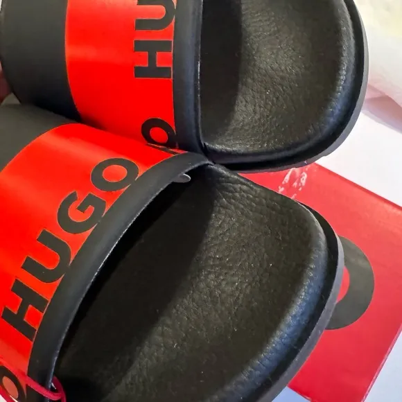 Hugo Boss Men’s Red Logo Slip-On Slides - Size US 6/ EU 39 - New in Box