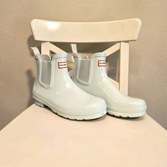 Hunter High Gloss Rain Boots, Light Blue/Mint Green Color, Size 9