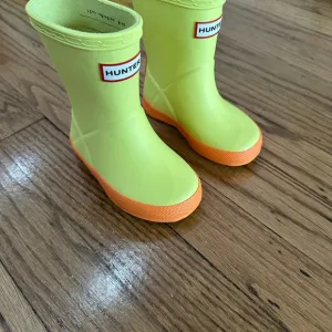Hunter Kids Yellow Rain Boots NIB NEW