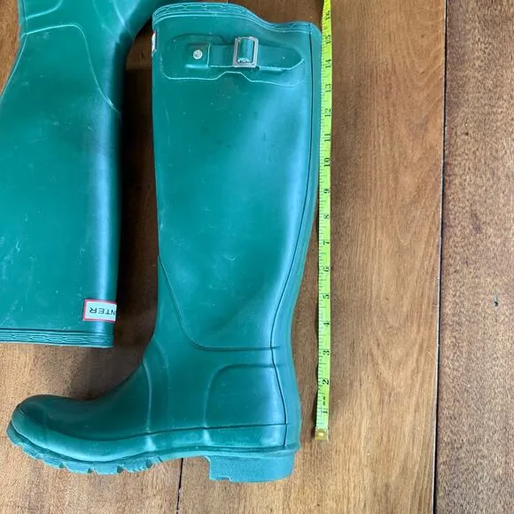 Hunter Original Tall Rain Boots Matte Army Green Womens 6 EU37 Waterproof Rubber