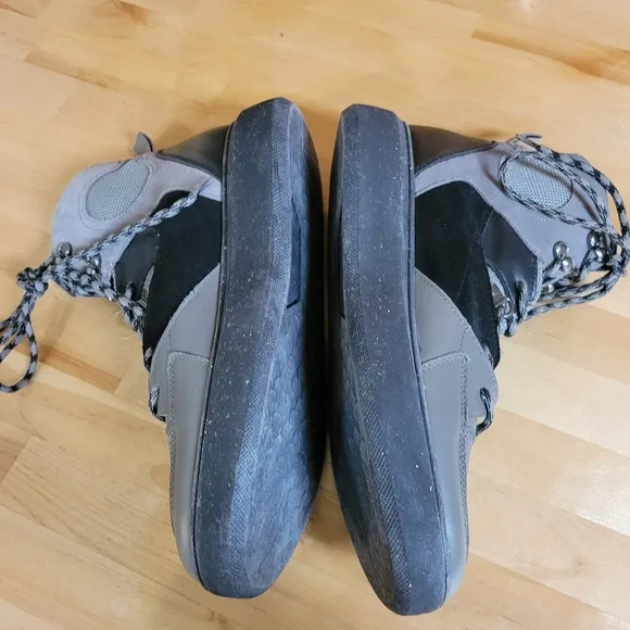 HYBRID Green Label Men's Size 12 Globetrotter Sneaker