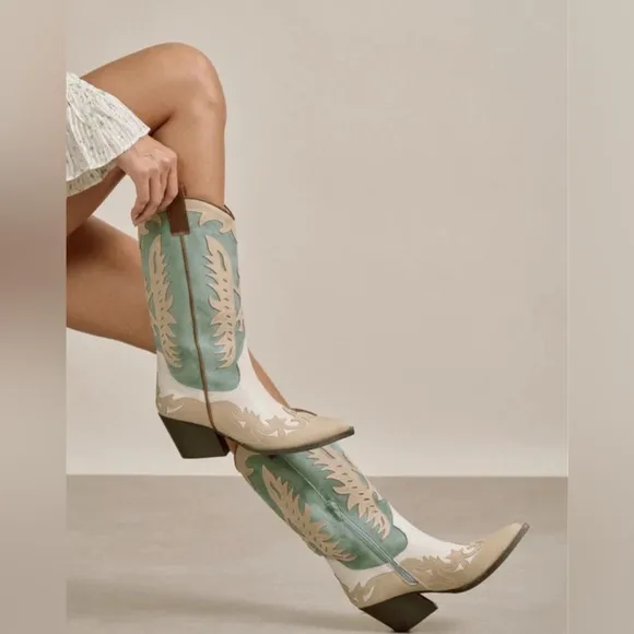 IDALY Western Boho Chic Turquoise White &amp; Tan Vegan Leather Cowboy Boots