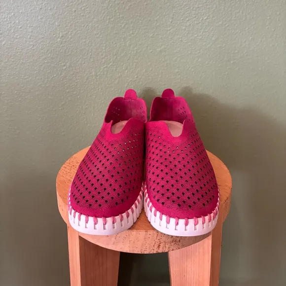 Ilse Jacobsen Tulip Perforated Leather Slip On Shoes