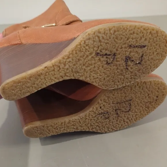 J Crew Emmett Tan Wedge Ankle Booties Made in Brazil 🤎 size 8