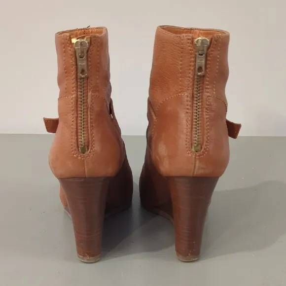 J Crew Emmett Tan Wedge Ankle Booties Made in Brazil 🤎 size 8