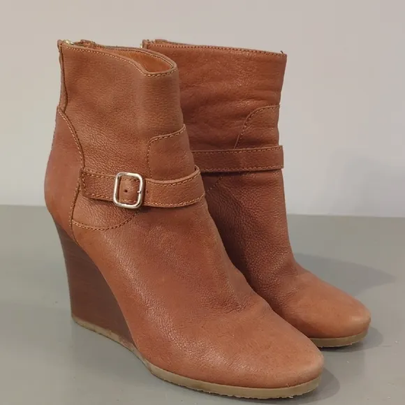 J Crew Emmett Tan Wedge Ankle Booties Made in Brazil 🤎 size 8
