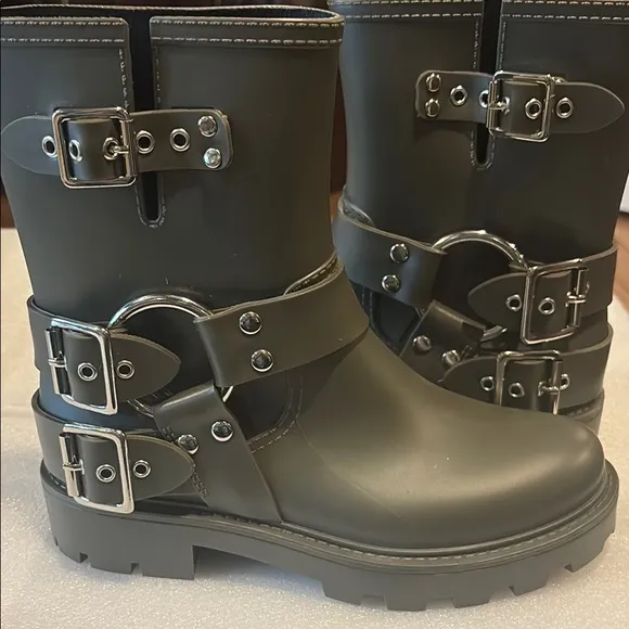 Jeffrey Campbell Controller Army Green Rubber Moto  Rain Boots. BNWOT Size 8
