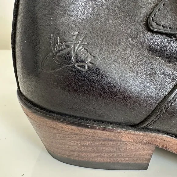 John Fluevog Women’s Jett Black Silver Triple Buckle Leather Boots Size 9