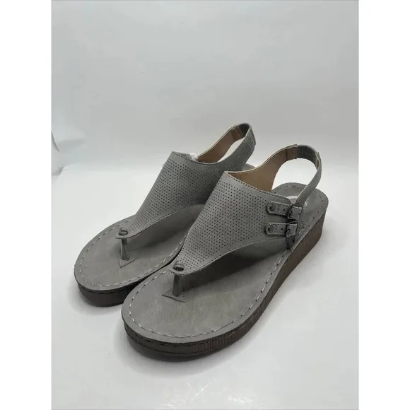 Journee Collection Womens Mckell Thong Sandal 7 summer grey gray wedge