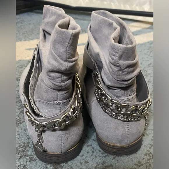 Juicy Couture Women's Grey Slouch Ankle Boots with Silver Accents and Chains