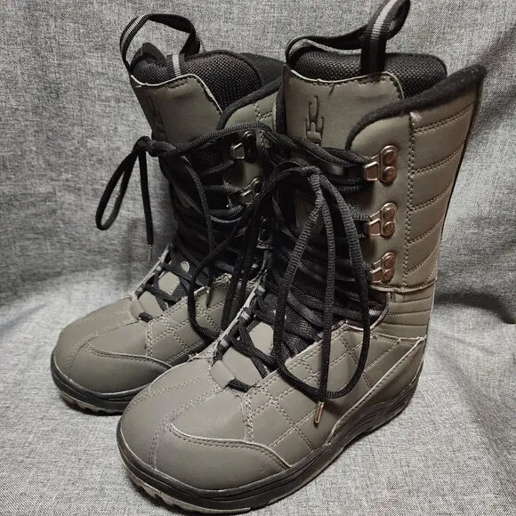 Junior Size 6 BFD Gray 100gm Thinsulate Snowboard Boots