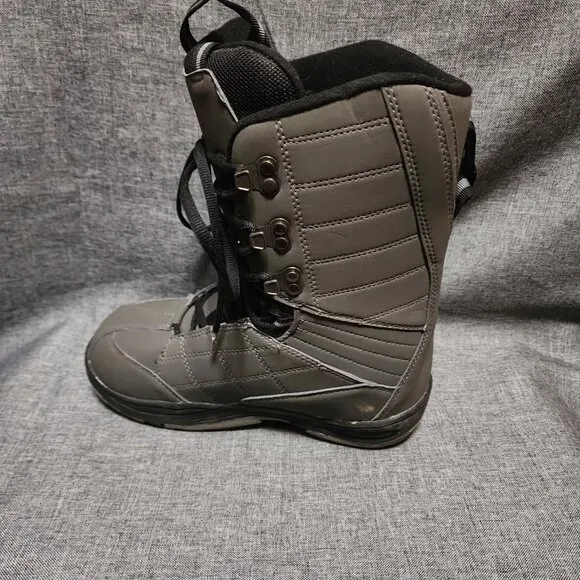 Junior Size 6 BFD Gray 100gm Thinsulate Snowboard Boots