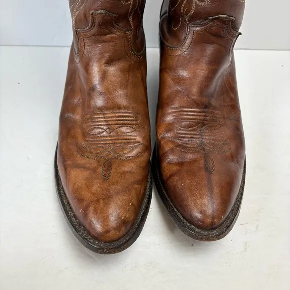 Justin Brown Leather Cowboy Boots Western Vintage 1651 Men’s size 9D Snip Toe