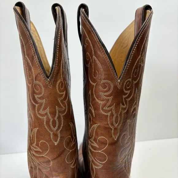Justin Brown Leather Cowboy Boots Western Vintage 1651 Men’s size 9D Snip Toe