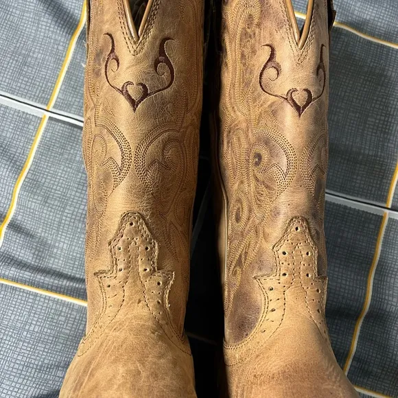 👠Justin NWOT Women’s Tan/Brown Western Cowboy Boots 8C
